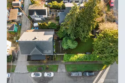 2011 E James Street, Seattle, WA 98122 - Photo 34