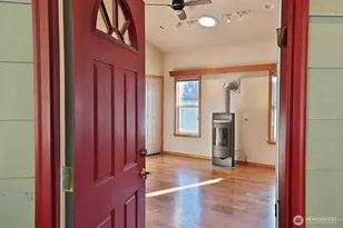 1752 Lee Ct, Freeland, WA 98249 - Photo 12