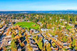 7273 27th Ave NE, Seattle, WA 98115 - Photo 32