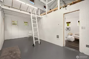 1585 NE Park View Dr, Bainbridge Island, WA 98110 - Photo 34