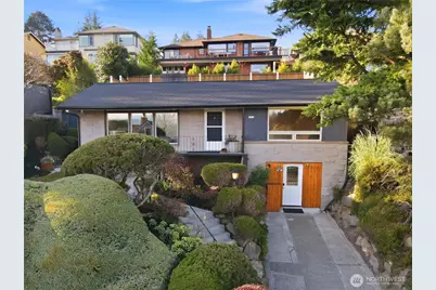 5052 Pullman Avenue NE, Seattle, WA 98105 - Photo 28