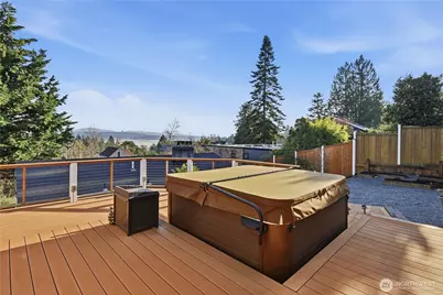 5052 Pullman Avenue NE, Seattle, WA 98105 - Photo 26