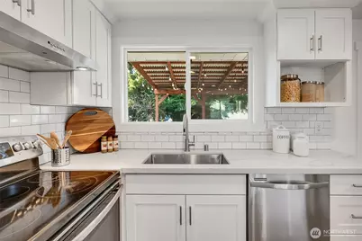 18009 110th Place SE, Renton, WA 98055 - Photo 14