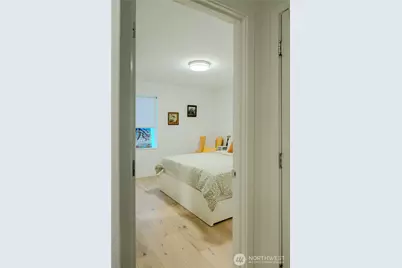 1549 NW 60th Street, Seattle, WA 98104 - Photo 14