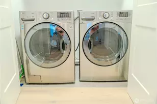 1549 NW 60th St, Seattle, WA 98104 - Photo 32