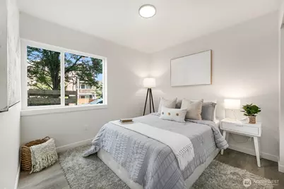 2017 W Bertona, Seattle, WA 98199 - Photo 12