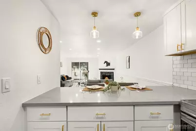 14527 NE 40th Street #G104, Bellevue, WA 98007 - Photo 8