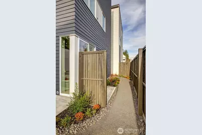 4409 B S Holly Street, Seattle, WA 98118 - Photo 24