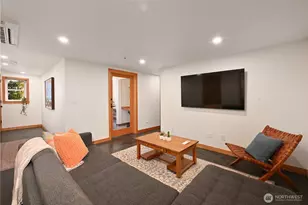 5537 32nd Ave S, Seattle, WA 98118 - Photo 20