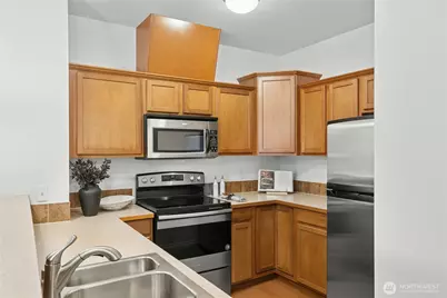 20028 15th Avenue NE #102, Shoreline, WA 98155 - Photo 8