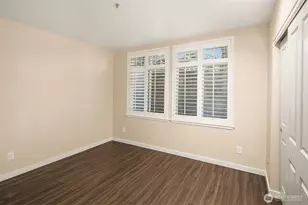 611 Highland Dr, Seattle, WA 98109 - Photo 12