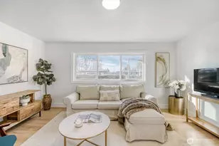 98056 768 Dayton Ave NE, Renton, WA 98056 - Photo 8