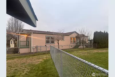 96 Blue Heron Drive, Longview, WA 98632 - Photo 2