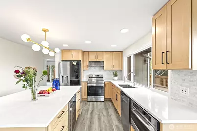 110 174th Place NE, Bellevue, WA 98008 - Photo 8