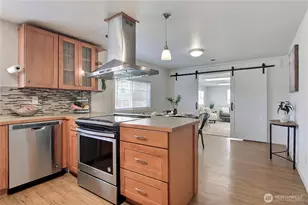 1523 S 93rd St, Tacoma, WA 98444 - Photo 8