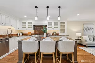 10331 NE 19th Pl, Bellevue, WA 98004 - Photo 8