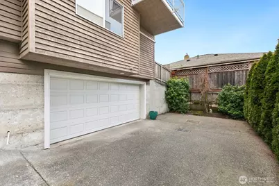 2906 5th Avenue W, Seattle, WA 98119 - Photo 28