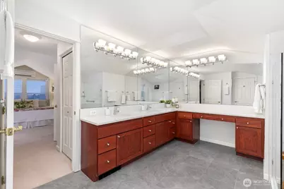 2906 5th Avenue W, Seattle, WA 98119 - Photo 18