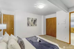 9922 Triton Dr NW, Seattle, WA 98117 - Photo 36