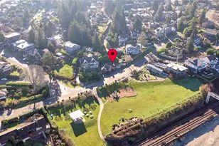 9922 Triton Dr NW, Seattle, WA 98117 - Photo 4