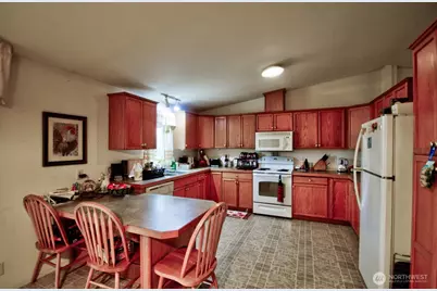 236 Tryon Road, Onalaska, WA 98570 - Photo 6