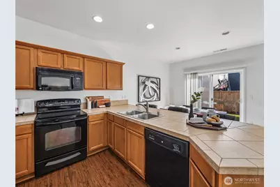 11033 SE 201st Street, Kent, WA 98031 - Photo 8