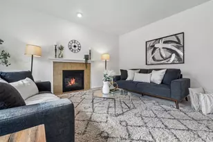 11033 SE 201st St, Kent, WA 98031 - Photo 4