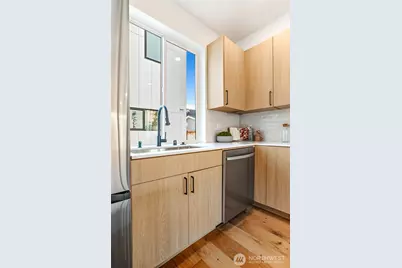 3448 NW 65th Street, Seattle, WA 98117 - Photo 8