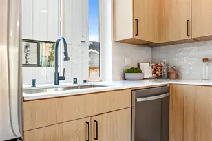 3448 NW 65th St, Seattle, WA 98117 - Photo 8