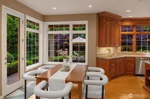 24838 NE 20th St, Sammamish, WA 98074 - Photo 16