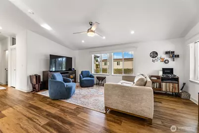 1736 Timber St #115, Enumclaw, WA 98022 - Photo 6