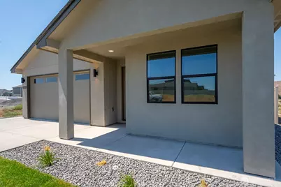 1149 9th Avenue NE, Ephrata, WA 98823 - Photo 2