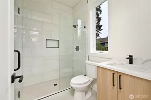 17526 Fremont Ave N, Shoreline, WA 98133 - Photo 6