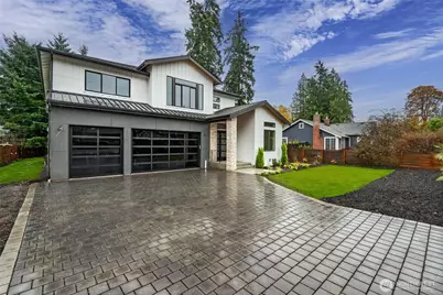 17526 Fremont Avenue N, Shoreline, WA 98133 - Photo 2