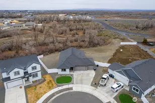 485 N Ruddy St, Moses Lake, WA 98837 - Photo 2