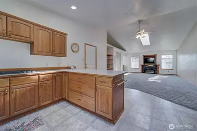 3029 Pickering Avenue NE, Bremerton, WA 98310 - Photo 14