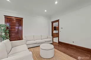 414 NE 42nd St, Seattle, WA 98105 - Photo 6