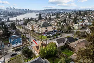 414 NE 42nd St, Seattle, WA 98105 - Photo 32