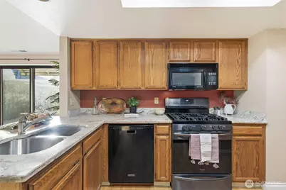 10712 NW 30th Court, Vancouver, WA 98685 - Photo 16