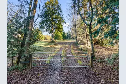 16903 McElroy Road, Arlington, WA 98223 - Photo 32