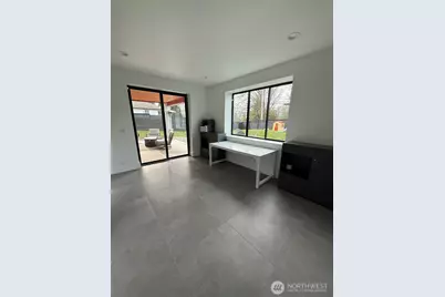 829 S 242nd Street #B, Des Moines, WA 98198 - Photo 12