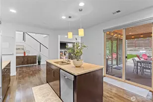 2414 Garden Ct N, Renton, WA 98056 - Photo 14