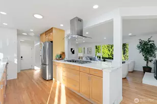 2321 100th Ave NE, Bellevue, WA 98004 - Photo 8