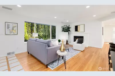 2321 100th Avenue NE, Bellevue, WA 98004 - Photo 4