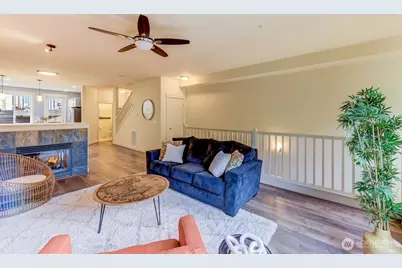 2115 201st Place SE #F-4, Bothell, WA 98012 - Photo 4