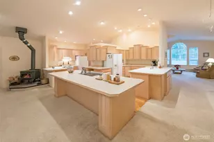 250 Saylor Rd, Camano Island, WA 98282 - Photo 14