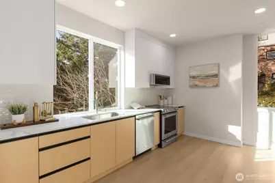 1014 A NE 70th Street, Seattle, WA 98115 - Photo 18