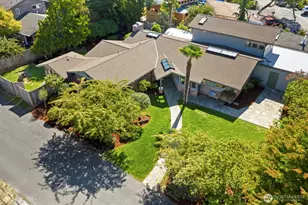 9712 50th Ave SW, Seattle, WA 98136 - Photo 2