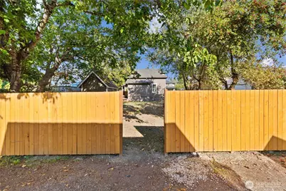 6826 Park Avenue S, Tacoma, WA 98408 - Photo 24