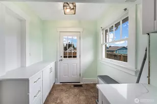 413 2nd St NE, Puyallup, WA 98372 - Photo 6